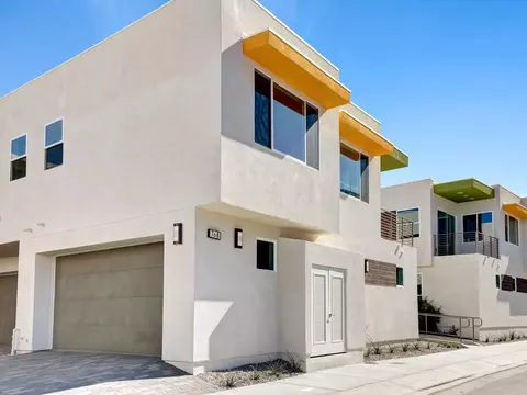 768 Obsidian Loop E Loop E, Palm Springs, CA 92264