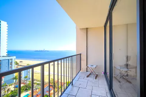 1750 E Ocean Blvd, Long Beach, CA 90802