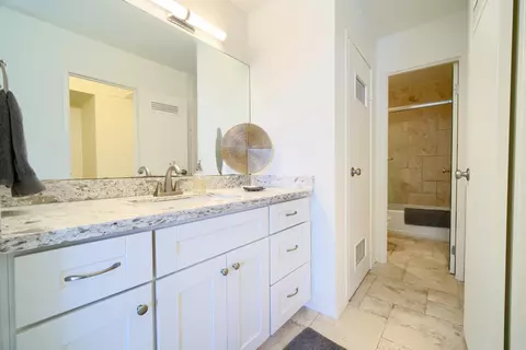 Bath - 1750 E Ocean Blvd, Long Beach, CA 90802 photo 1 of 2