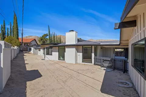 Exterior - 7458 Cardillo Trl, Yucca Valley, CA 92284 photo 6 of 7