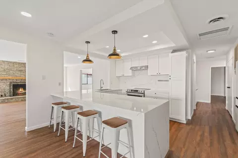 Kitchen - 7458 Cardillo Trl, Yucca Valley, CA 92284 photo 2 of 3