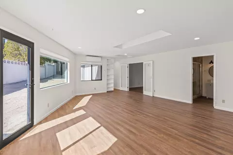 Living - 7458 Cardillo Trl, Yucca Valley, CA 92284 photo 8 of 10