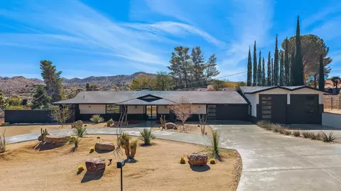 Exterior - 7458 Cardillo Trl, Yucca Valley, CA 92284 photo 7 of 7
