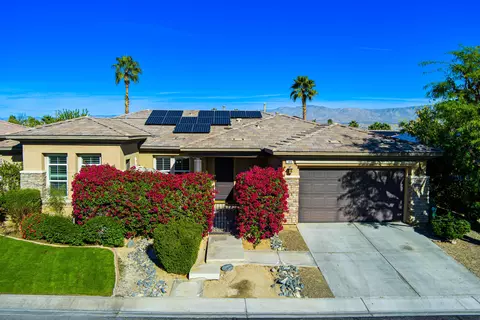 106 Batista Ct, Palm Desert, CA 92211