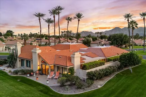 44 Acapulco Dr, Palm Desert, CA 92260