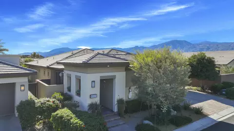 82555 Round Valley Dr, Indio, CA 92201 photo 3
