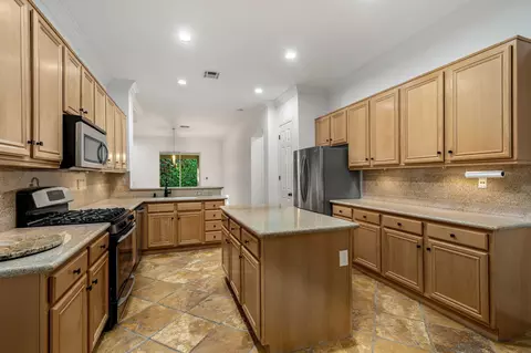 Kitchen - 49647 Lewis Rd, Indio, CA 92201 photo 1 of 4