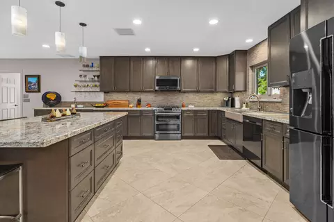 Kitchen - 36706 Dune Palms Rd, Indio, CA 92203 photo 3 of 4