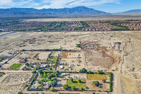 View/Area - 36706 Dune Palms Rd, Indio, CA 92203 photo 3 of 5