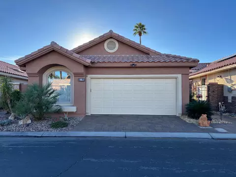 42795 Edessa St, Palm Desert, CA 92211