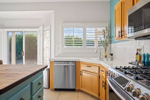 Kitchen - 81145 Aurora Ave, Indio, CA 92201 photo 2 of 4