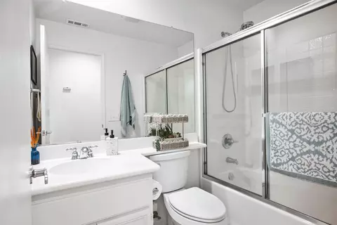 Bath - 81145 Aurora Ave, Indio, CA 92201 photo 2 of 2