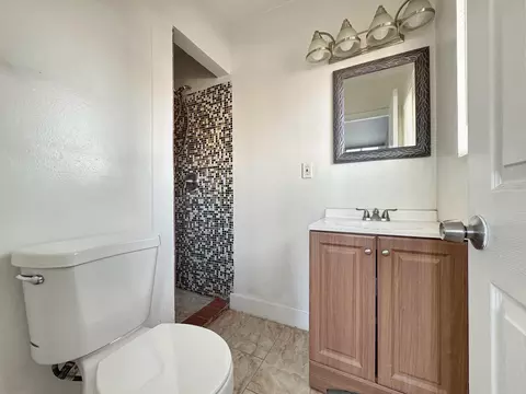 Bath - 82297 Miles Ave, Indio, CA 92201 photo 1 of 2