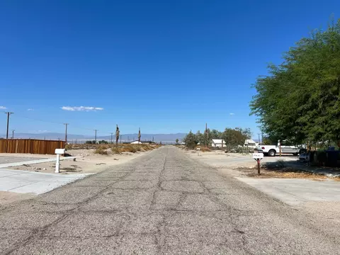 2842 Gram Dr, Thermal, CA 92274 photo 2