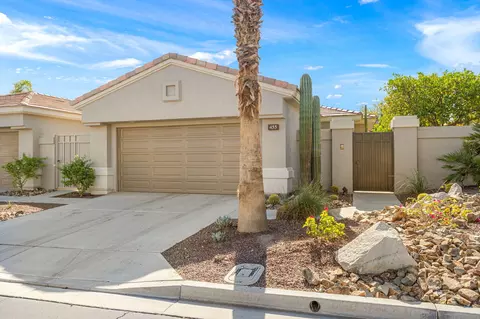 455 Desert Holly Dr, Palm Desert, CA 92211
