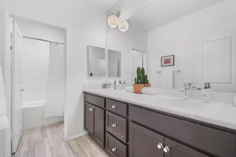 Bath - 82857 Wheatley Ct, Indio, CA 92201 photo 2 of 4