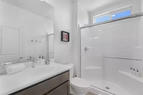 Bath - 82857 Wheatley Ct, Indio, CA 92201 photo 1 of 4