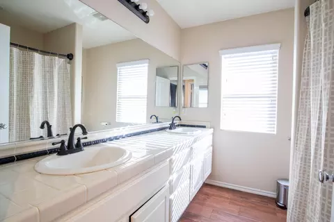 Bath - 48914 Chichen Itza Rd, Coachella, CA 92236 photo 2 of 4