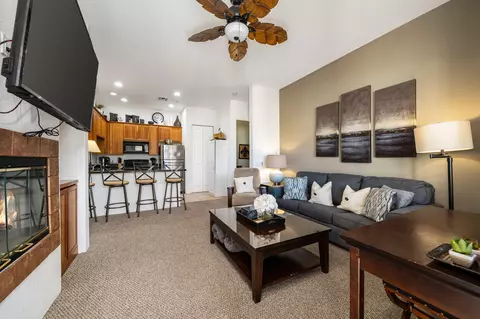 50630 Santa Rosa Plz, La Quinta, CA 92253