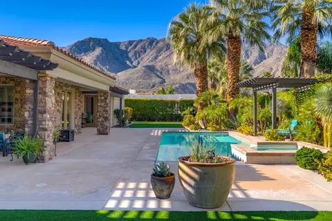 38760 Maracaibo Cir, Palm Springs, CA 92264
