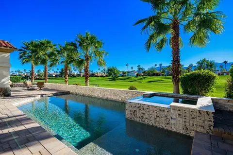 443 Tomahawk Dr, Palm Desert, CA 92211