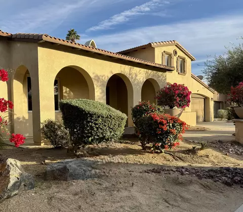77178 California Dr, Palm Desert, CA 92211