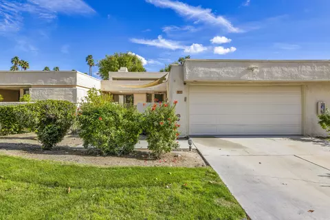 1484 Versailles Dr, Palm Springs, CA 92264