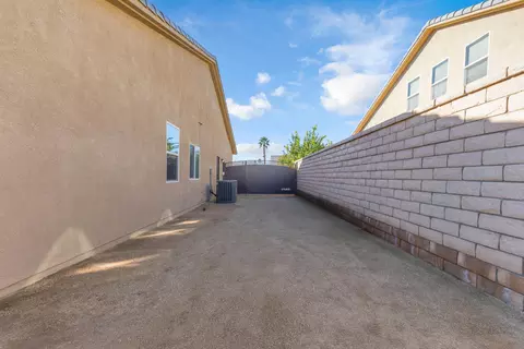 41394 Hanover St, Indio, CA 92203 photo 18