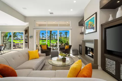 109 Rain Bird Cir, Palm Desert, CA 92211