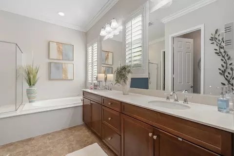 Bath - 42941 Cusino Ct, Indio, CA 92203 photo 1 of 2