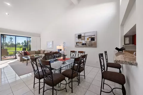 38118 Zinnia Ln E, Palm Desert, CA 92211