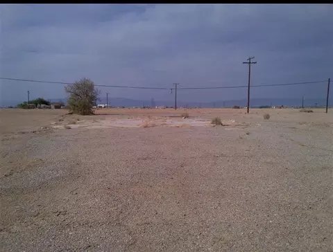 2092 Haven Dr, Thermal, CA 92274