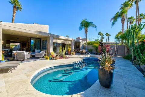 2937 Sundance Cir W, Palm Springs, CA 92262