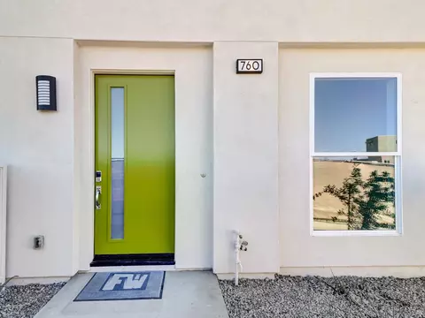 710 Obsidian Loop E, Palm Springs, CA 92264