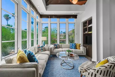 291 Calle Tranquillo, Palm Springs, CA 92262