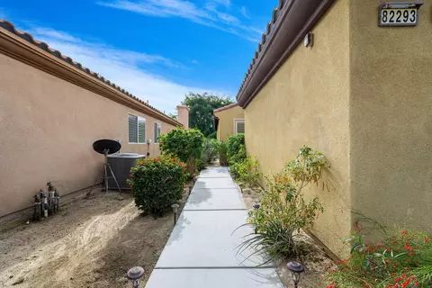 82293 Dreyfuss Ct, Indio, CA 92201 photo 9