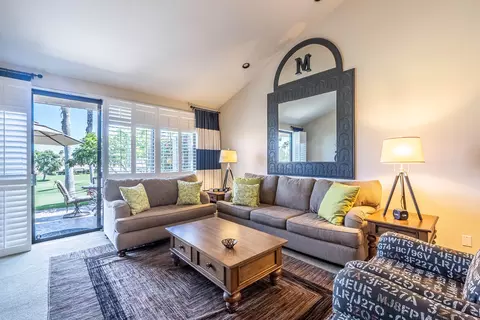 39432 Narcissus Way, Palm Desert, CA 92211