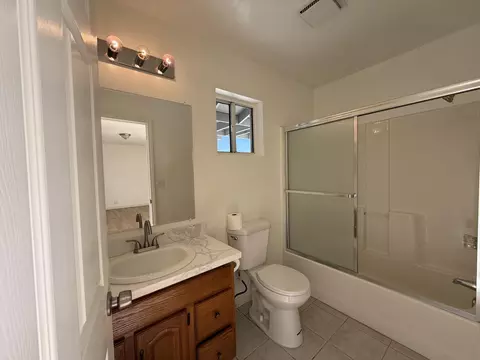 Bath - 1176 Belfield Blvd, Landers, CA 92285 photo 3 of 3