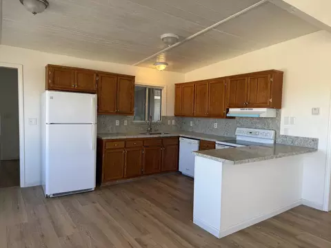Kitchen - 1176 Belfield Blvd, Landers, CA 92285 photo 2 of 2