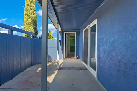 Exterior - 7517 Alaba Ave, Yucca Valley, CA 92284 photo 10 of 11