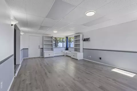 Living - 7517 Alaba Ave, Yucca Valley, CA 92284 photo 5 of 6