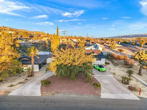 View/Area - 6451 Red Bluff Ave, Yucca Valley, CA 92284 photo 4 of 5