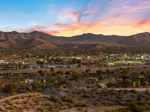 View/Area - 6451 Red Bluff Ave, Yucca Valley, CA 92284 photo 2 of 5
