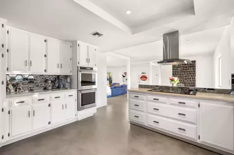 Kitchen - 6451 Red Bluff Ave, Yucca Valley, CA 92284 photo 1 of 7