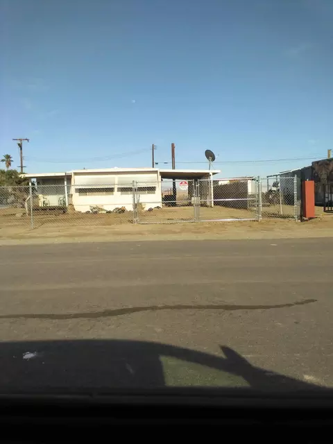 9588 Avenue H, Bombay Beach, CA 92257