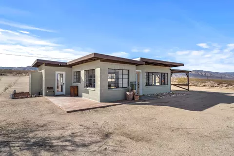 Exterior - 52079 Ocotillo Rd, Johnson Valley, CA 92285 photo 3 of 13