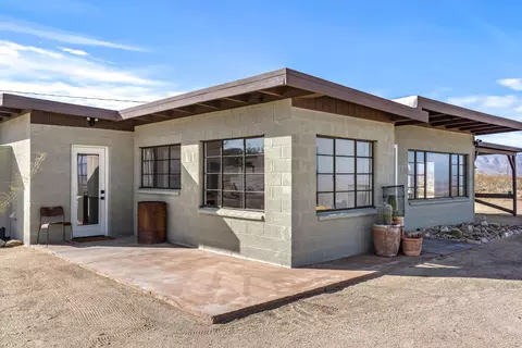 Exterior - 52079 Ocotillo Rd, Johnson Valley, CA 92285 photo 4 of 13