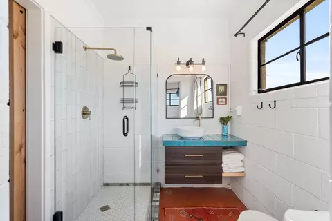 Bath - 52079 Ocotillo Rd, Johnson Valley, CA 92285 photo 1 of 3