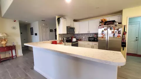 Kitchen - 1987 Sunset Ave, Thermal, CA 92274 photo 1 of 3