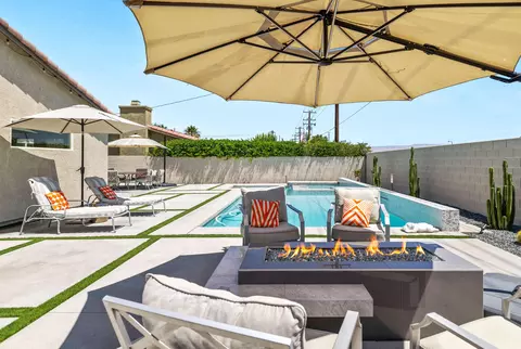 2144 Marguerite St, Palm Springs, CA 92264
